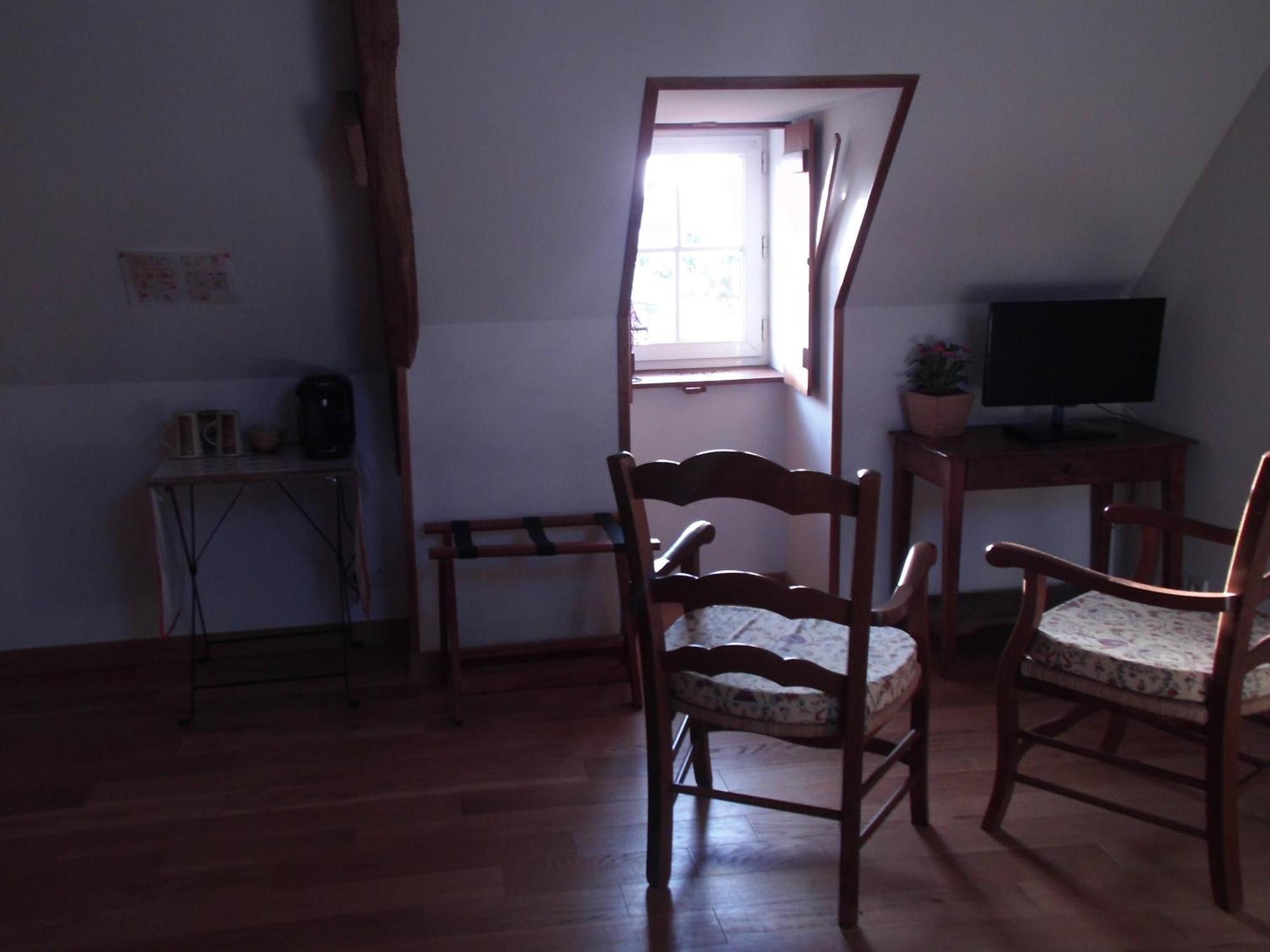 Le Clos Des Tilleuls D Day Home, Chambres D'Hotes, Suite Avec Sauna Privatif, Suite Avec Balneotherapie Privative, En Supplement Option Spa Bain A Remous La Vendelée Rum bild