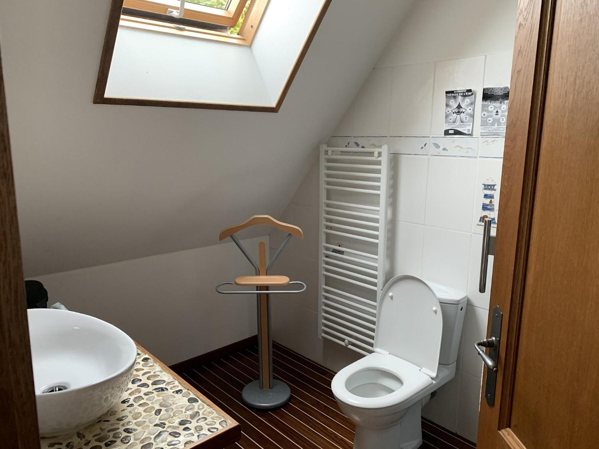 Le Clos Des Tilleuls D Day Home, Chambres D'Hotes, Suite Avec Sauna Privatif, Suite Avec Balneotherapie Privative, En Supplement Option Spa Bain A Remous La Vendelée Rum bild