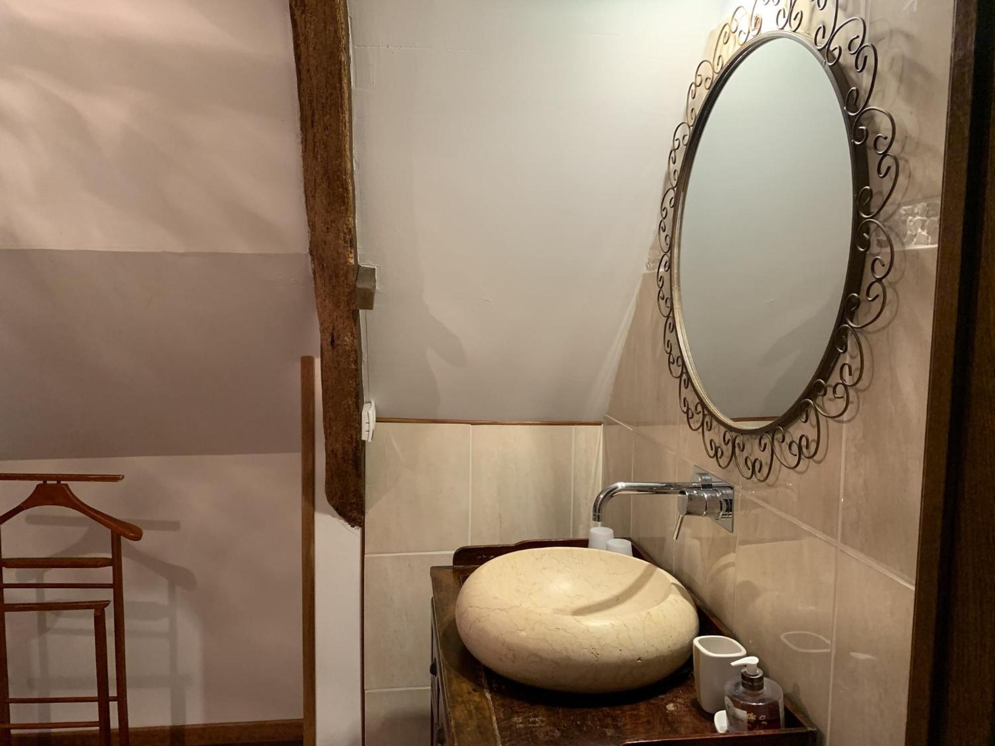 Le Clos Des Tilleuls D Day Home, Chambres D'Hotes, Suite Avec Sauna Privatif, Suite Avec Balneotherapie Privative, En Supplement Option Spa Bain A Remous La Vendelée Exteriör bild
